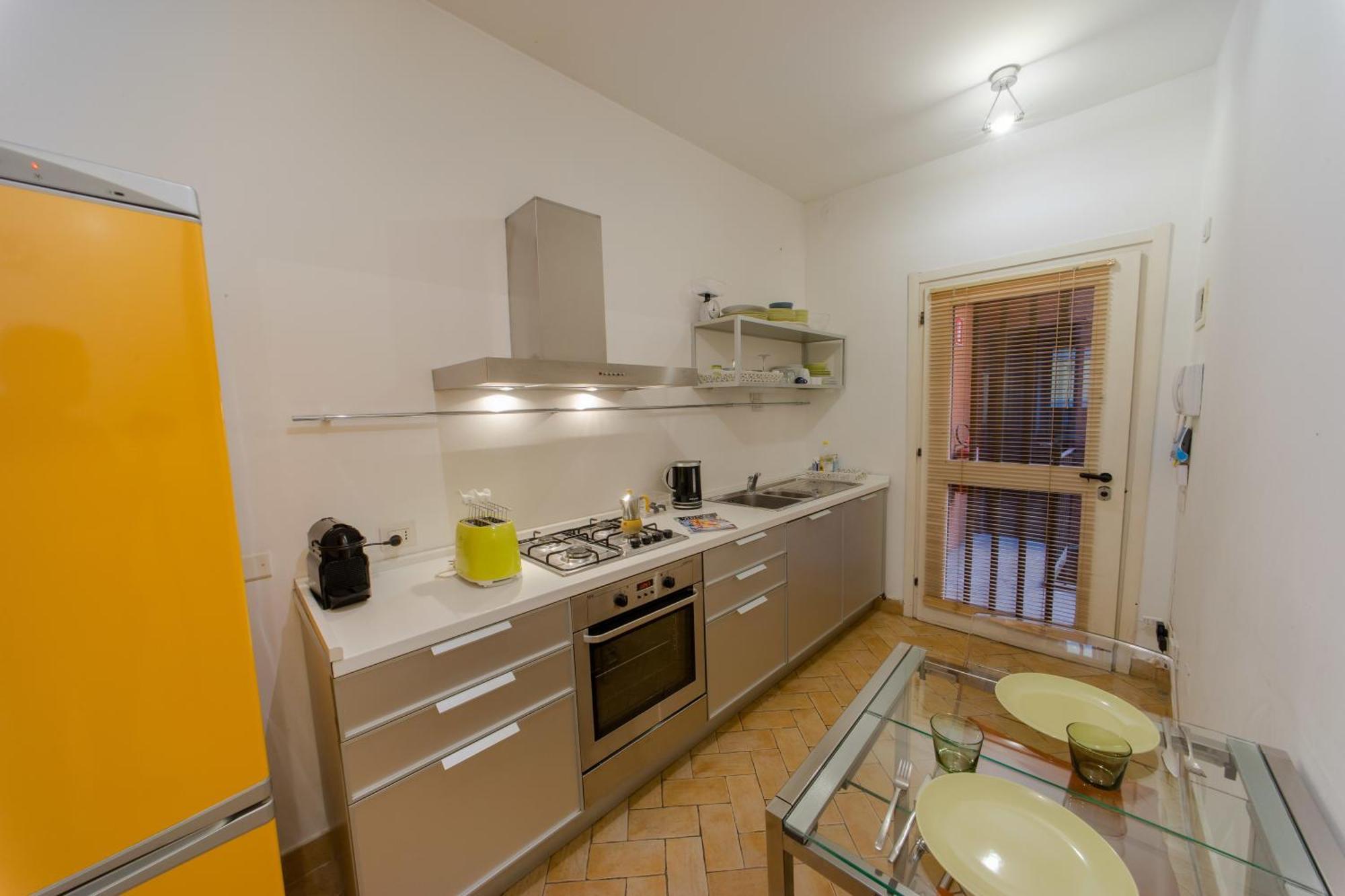Disciplini Apartment A 5 Min Dal Duomo Milan Bagian luar foto