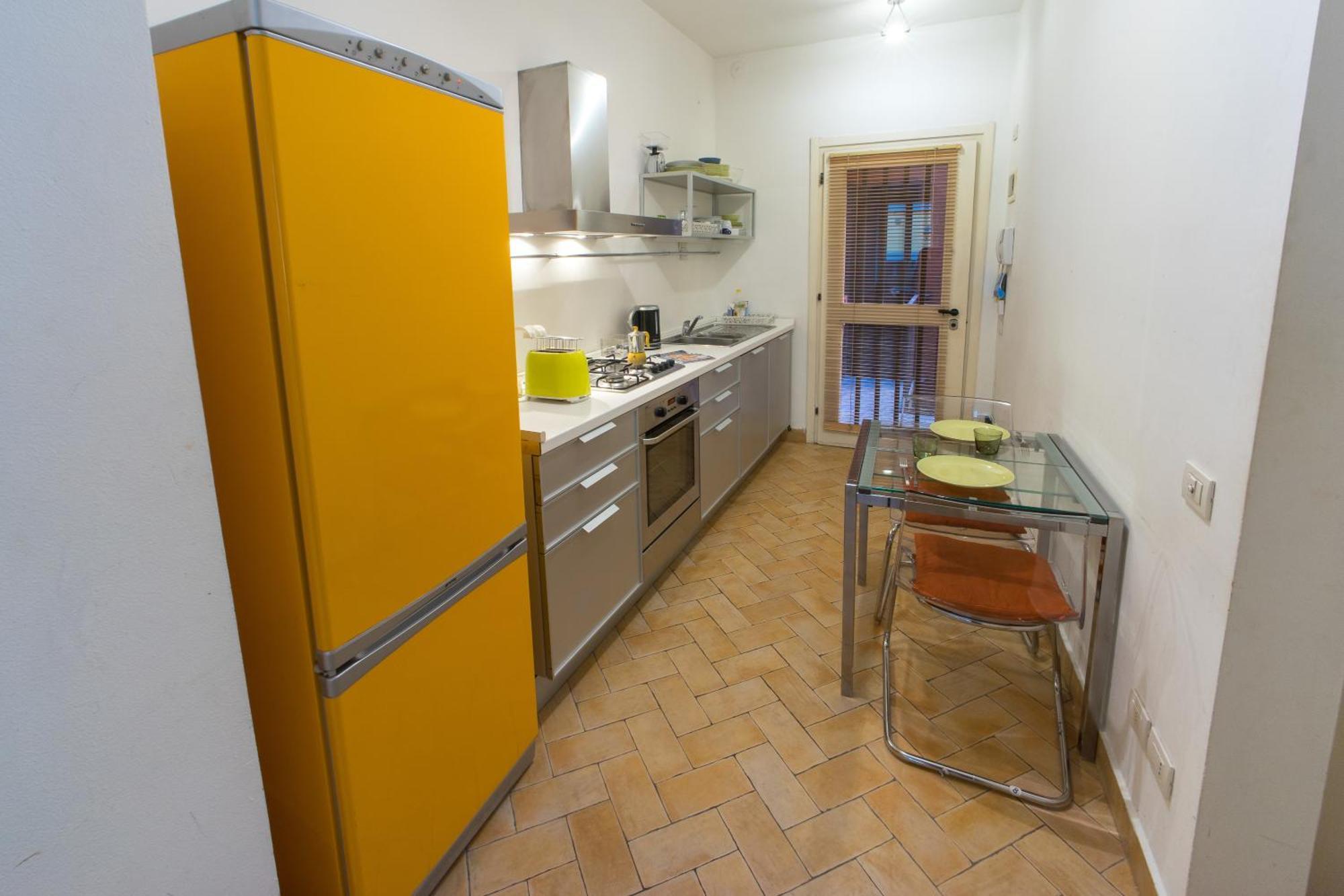 Disciplini Apartment A 5 Min Dal Duomo Milan Bagian luar foto